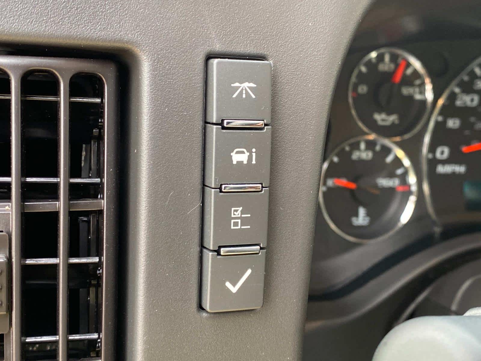 2024 Chevrolet Express Cargo 2500 WT