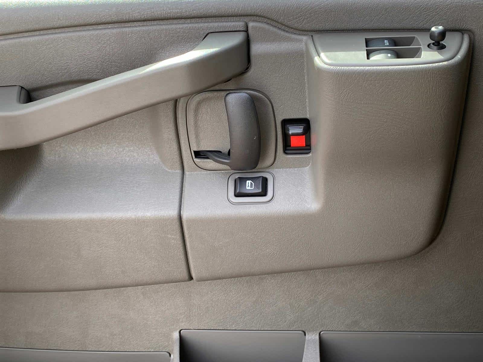 2024 Chevrolet Express Cargo 2500 WT