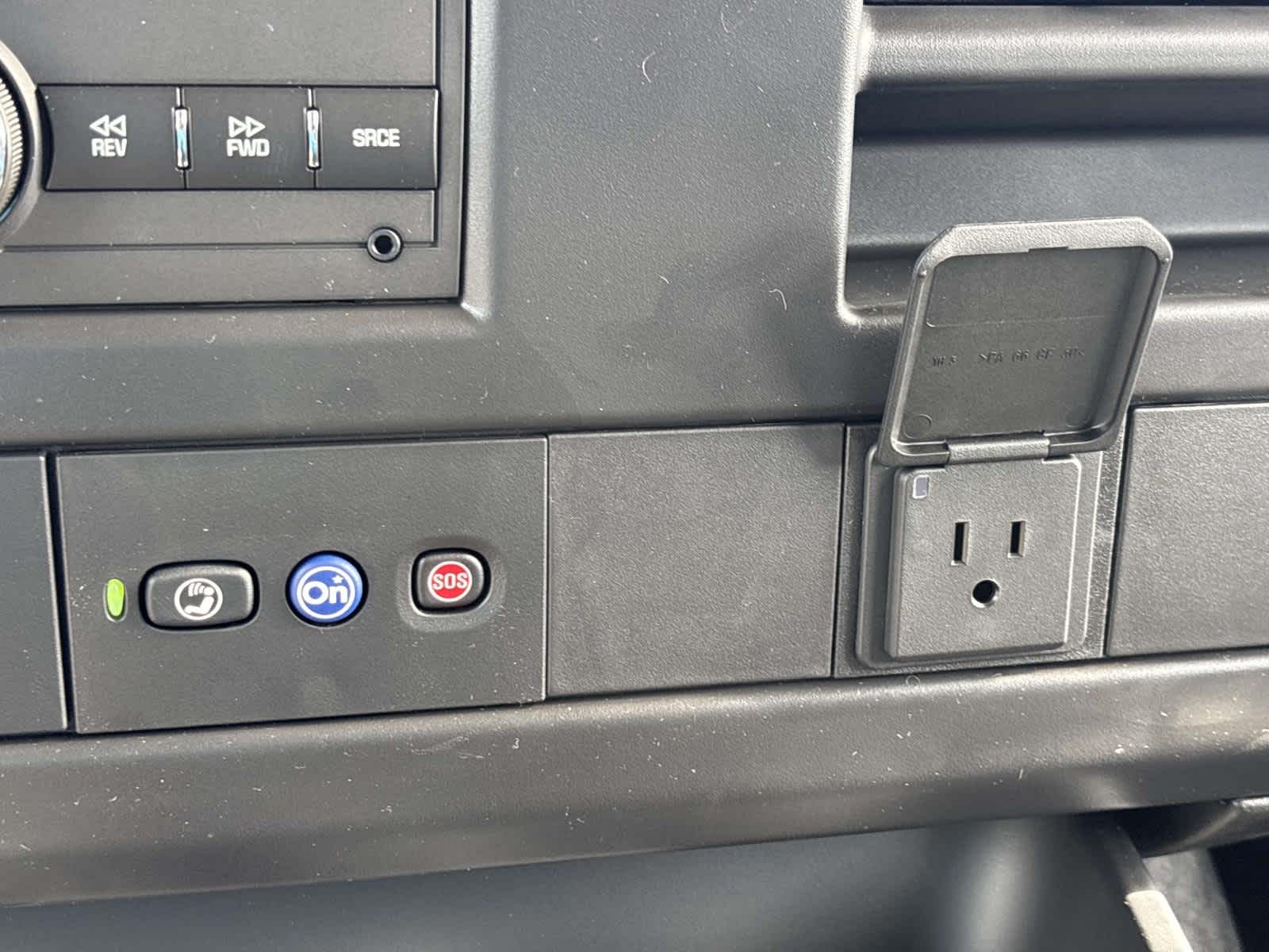 2025 Chevrolet Express Cargo 2500 WT