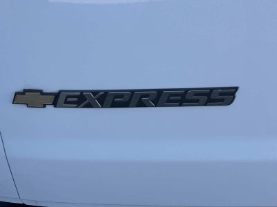 2025 Chevrolet Express Cargo 2500 WT
