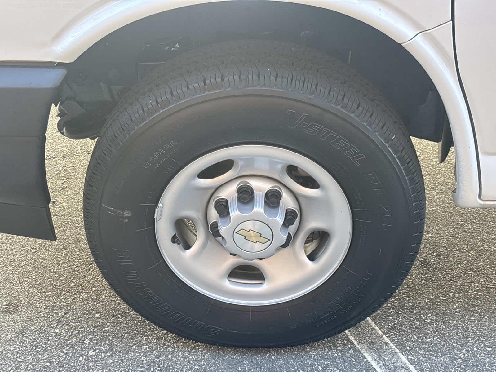 2025 Chevrolet Express Cargo 2500 WT