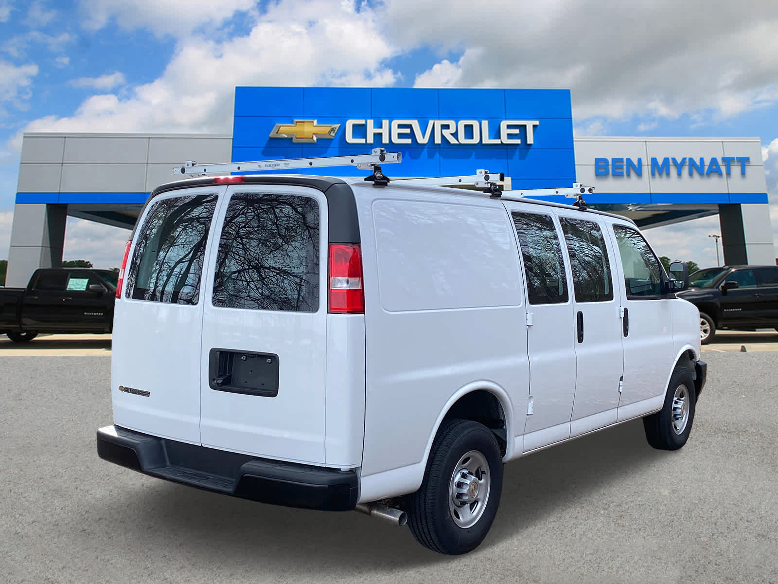 2024 Chevrolet Express Cargo 2500 WT