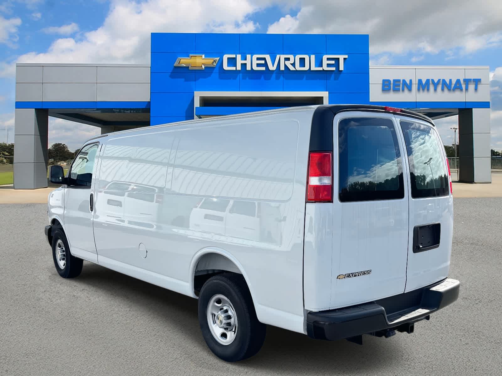2025 Chevrolet Express Cargo 2500 WT