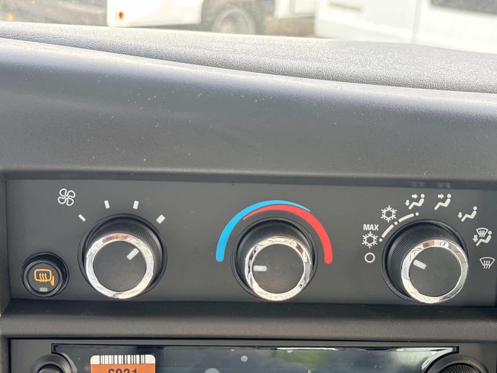 2025 Chevrolet Express Cargo 2500 WT