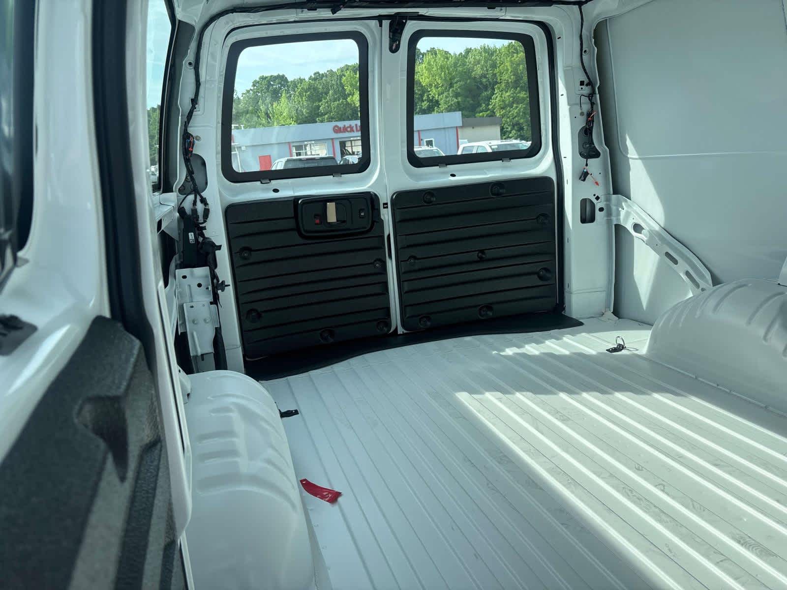 2025 Chevrolet Express Cargo 2500 WT