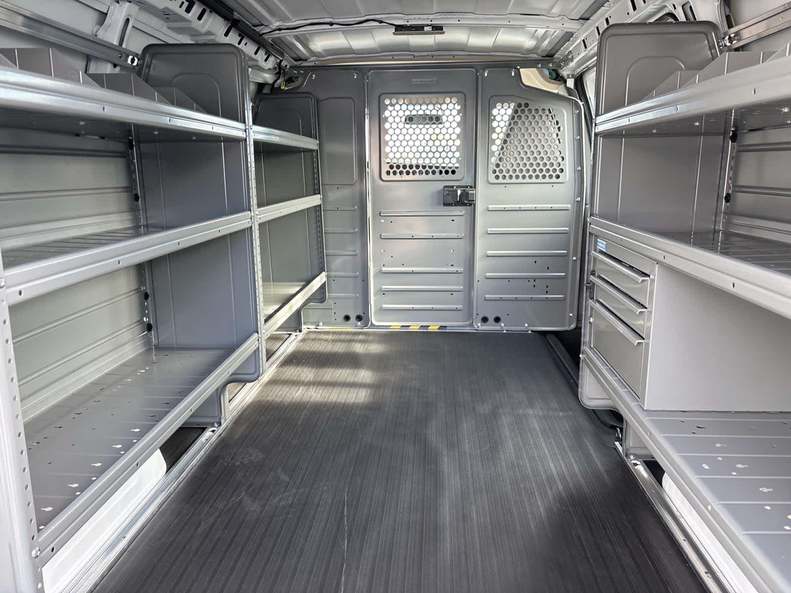 2025 Chevrolet Express Cargo 2500 WT