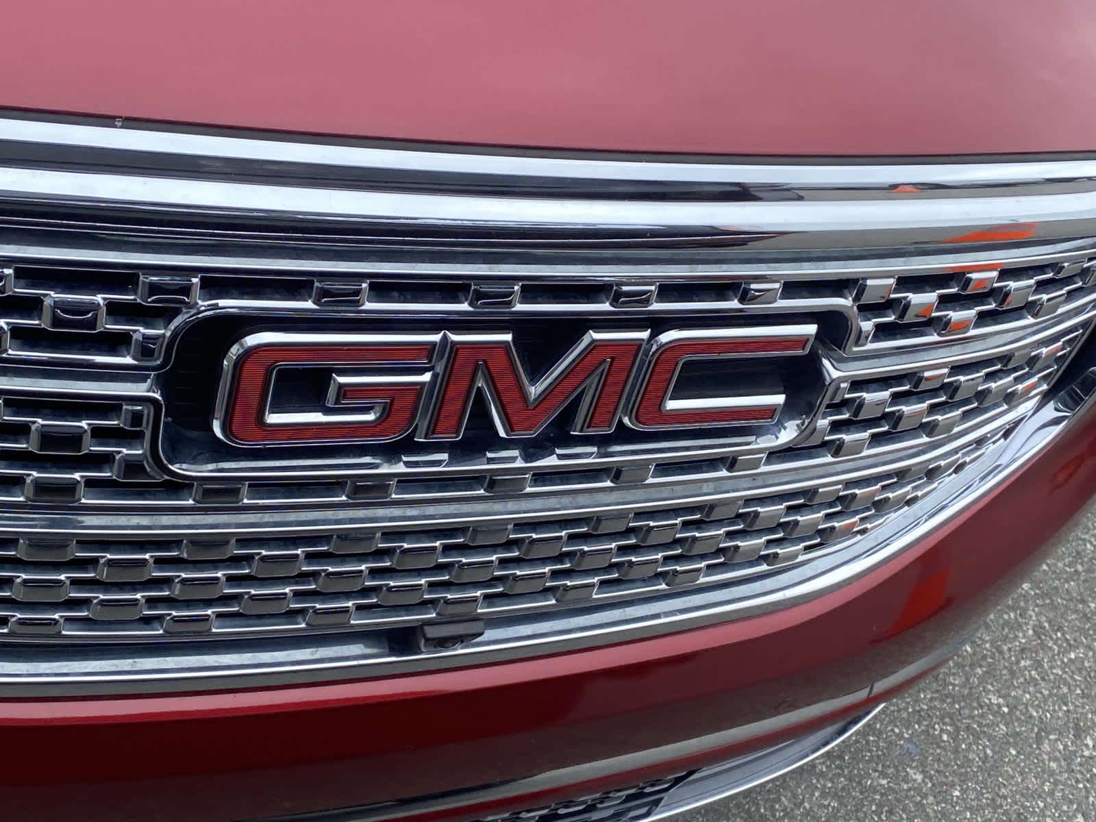 2019 GMC Acadia Denali