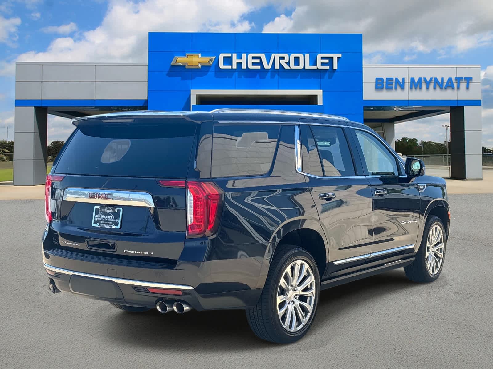 2023 GMC Yukon Denali
