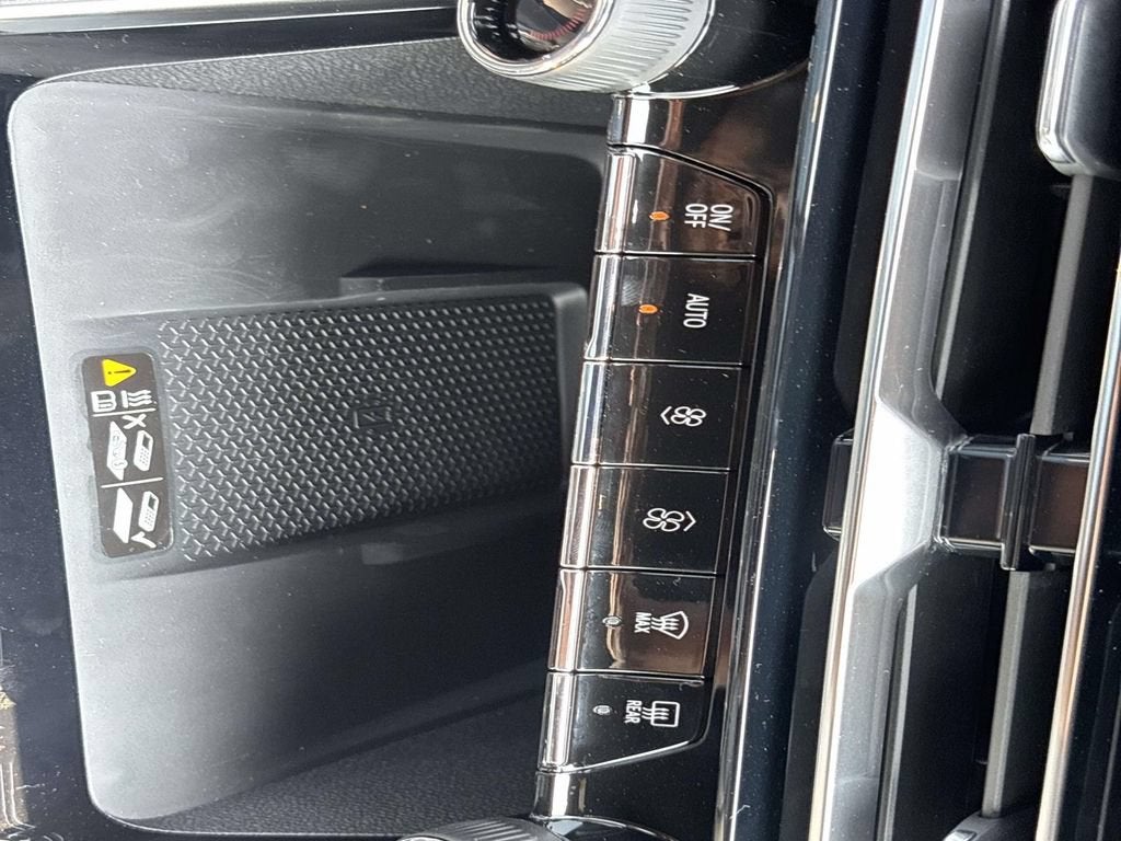 2026 Chevrolet Traverse LT - Photo 22