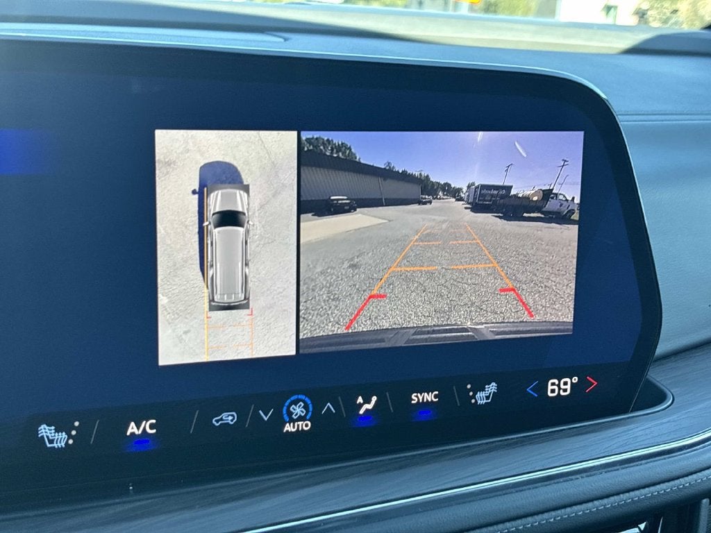 2025 Chevrolet Suburban Z71