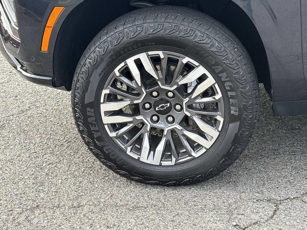 2025 Chevrolet Suburban Z71