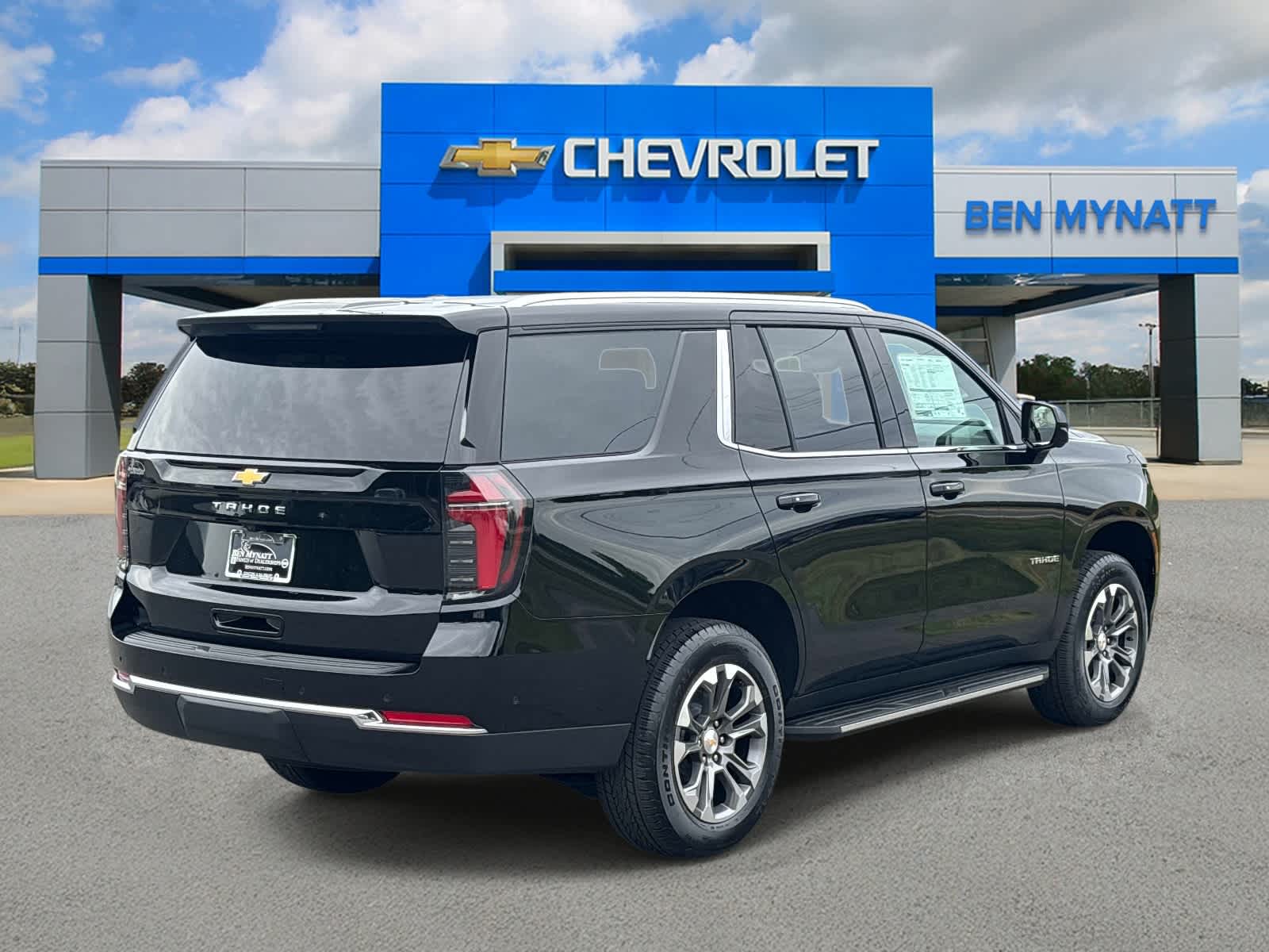 2026 Chevrolet Tahoe LS
