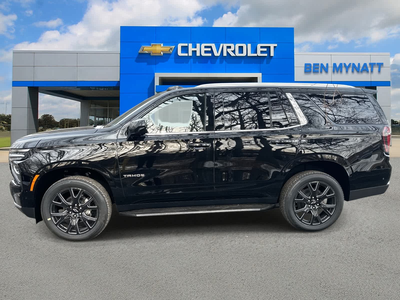 2026 Chevrolet Tahoe LS