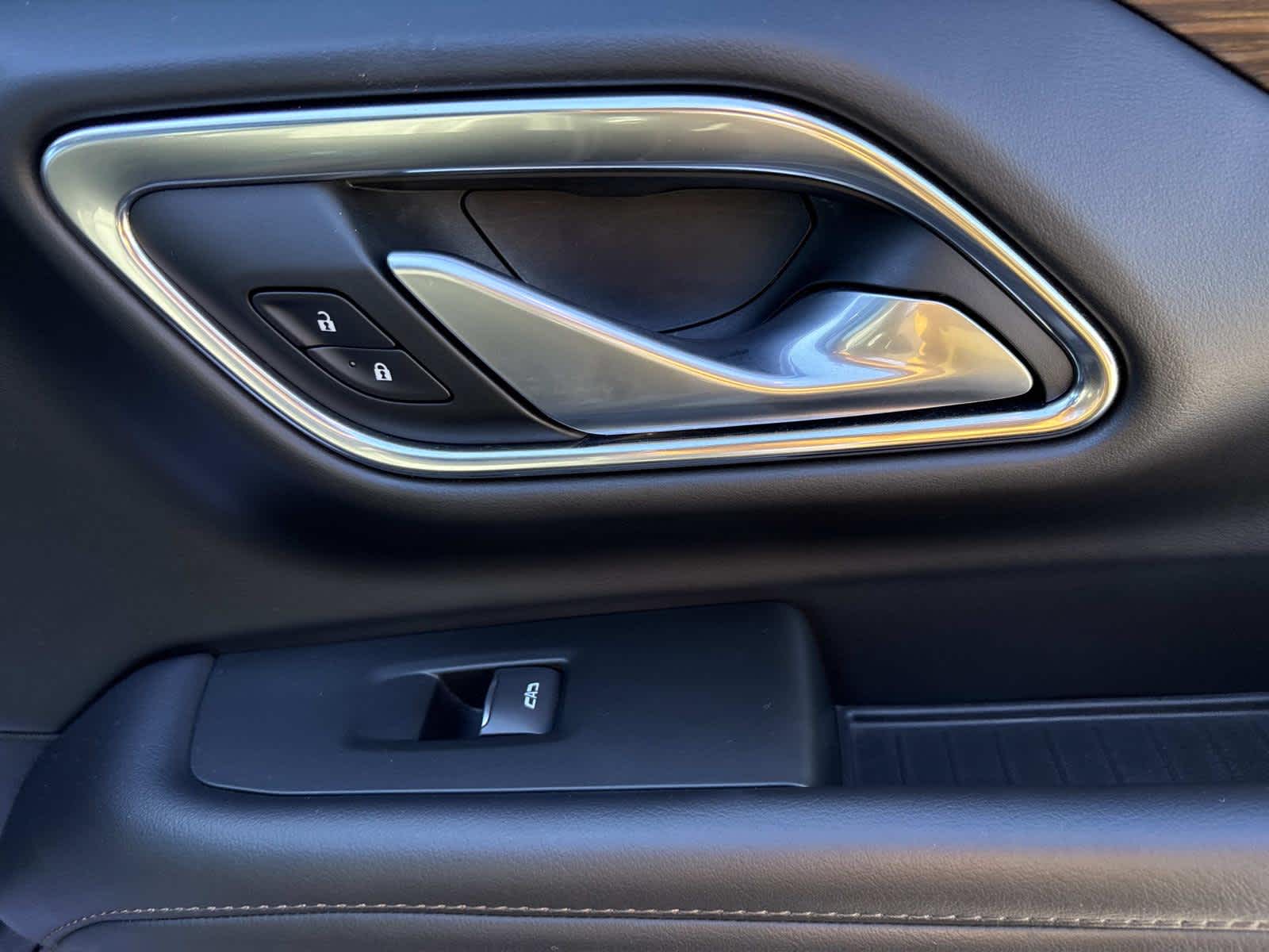 2022 Chevrolet Suburban High Country