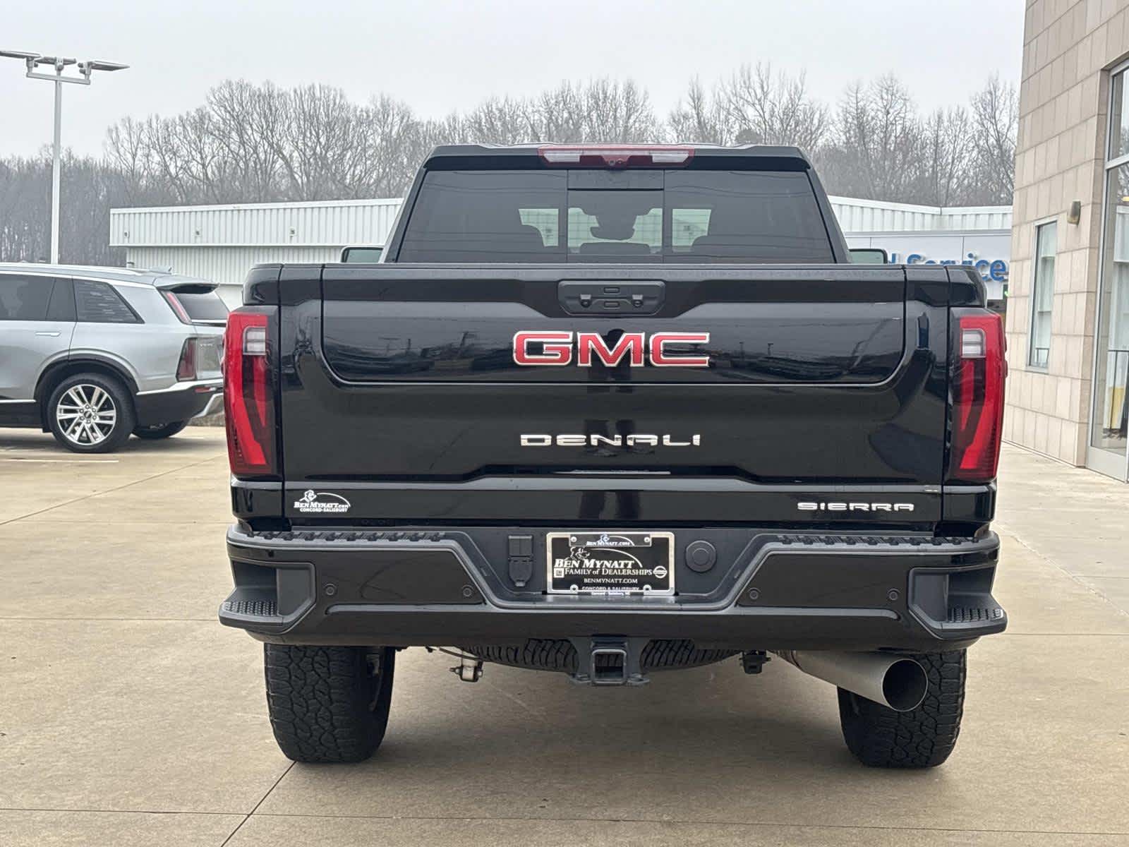 2025 GMC Sierra 2500 HD Denali
