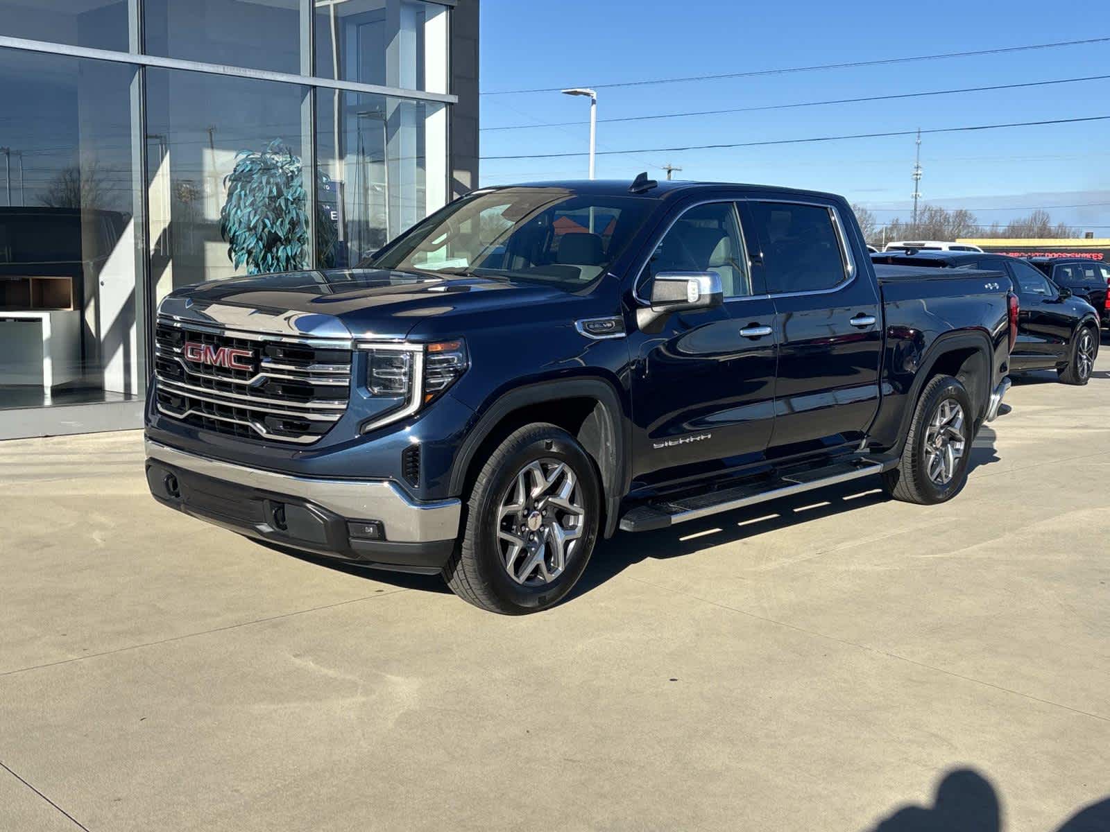 2022 GMC Sierra 1500 SLT