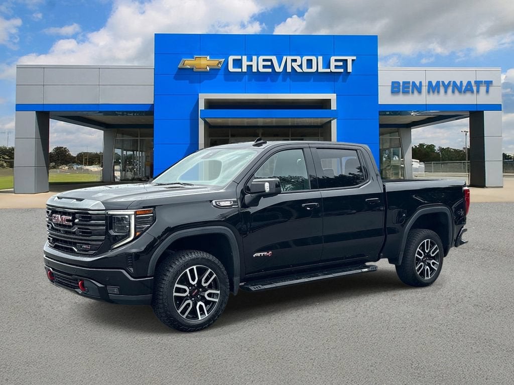 2023 GMC Sierra 1500 AT4