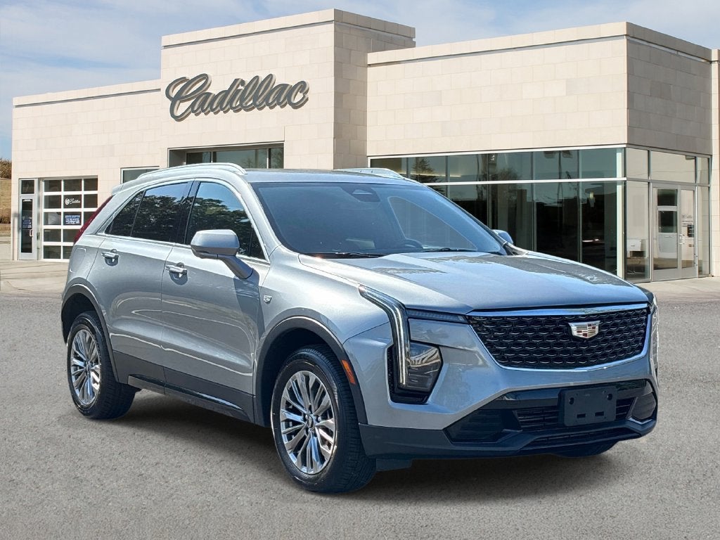2025 Cadillac XT4 Premium Luxury