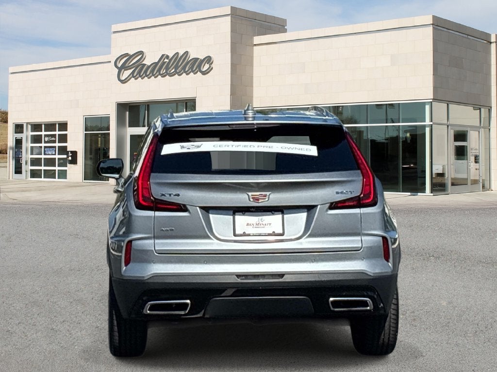 2025 Cadillac XT4 Premium Luxury