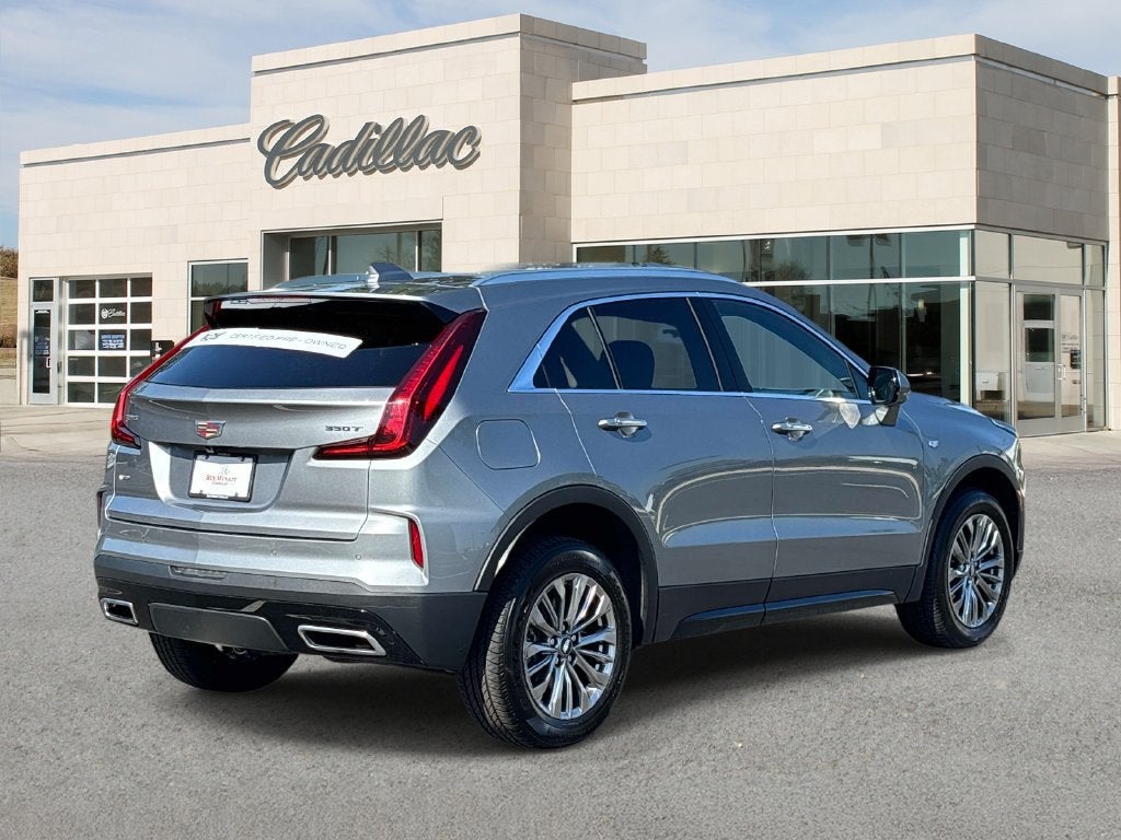 2025 Cadillac XT4 Premium Luxury