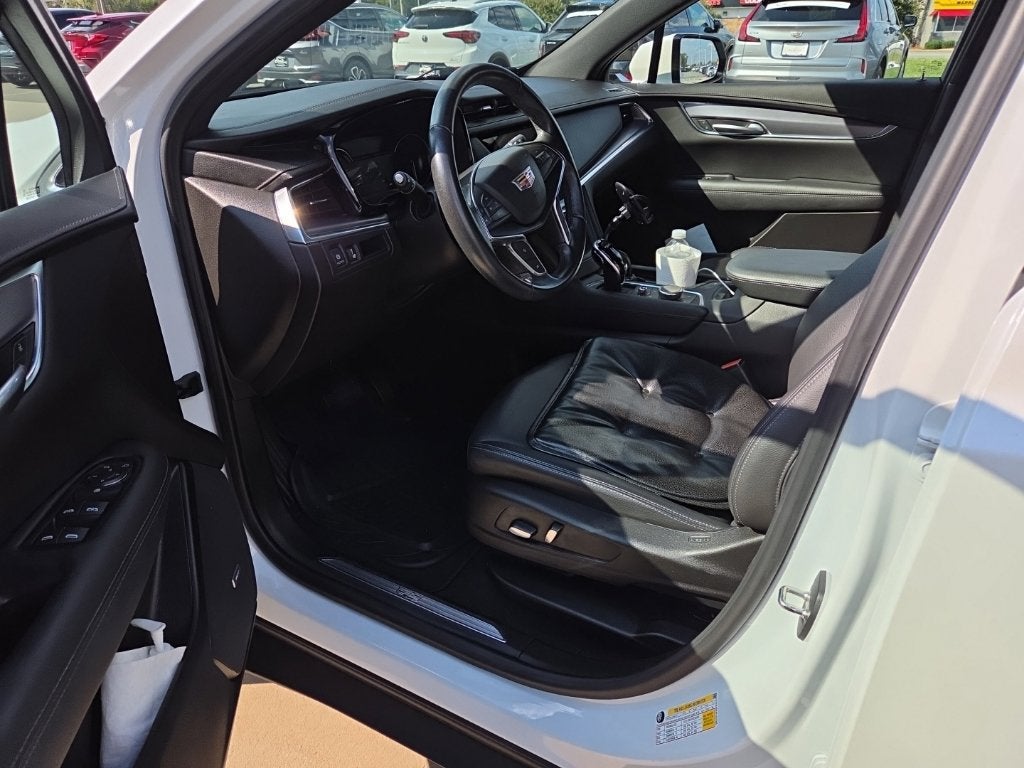 2023 Cadillac XT5 FWD Luxury
