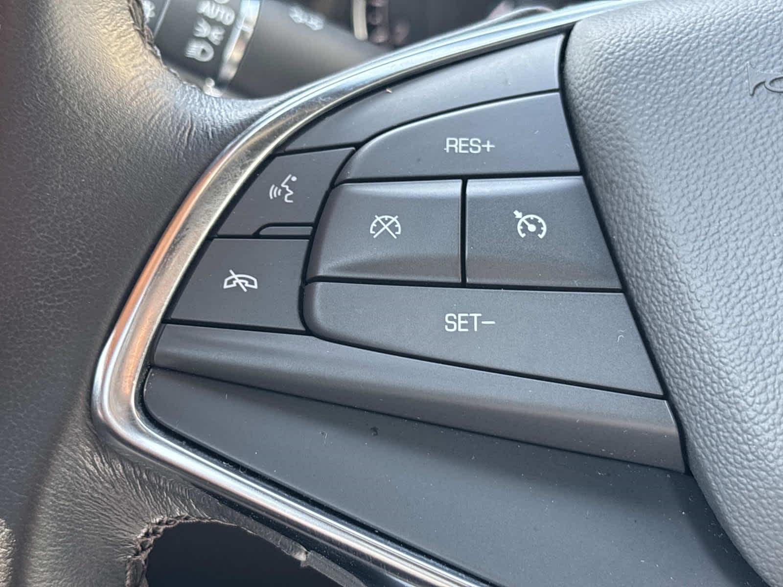 2023 Cadillac XT5 Luxury