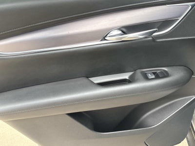 2017 Cadillac XT5 Luxury FWD