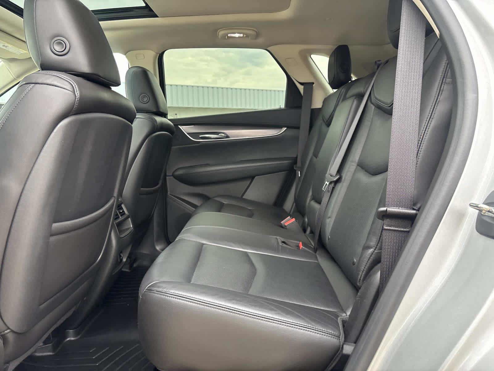 2017 Cadillac XT5 Luxury FWD