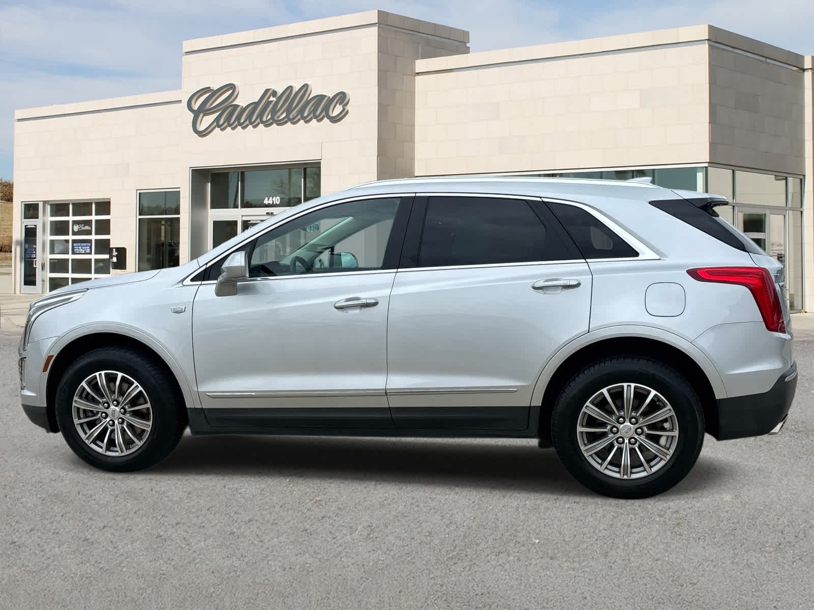 2017 Cadillac XT5 Luxury FWD
