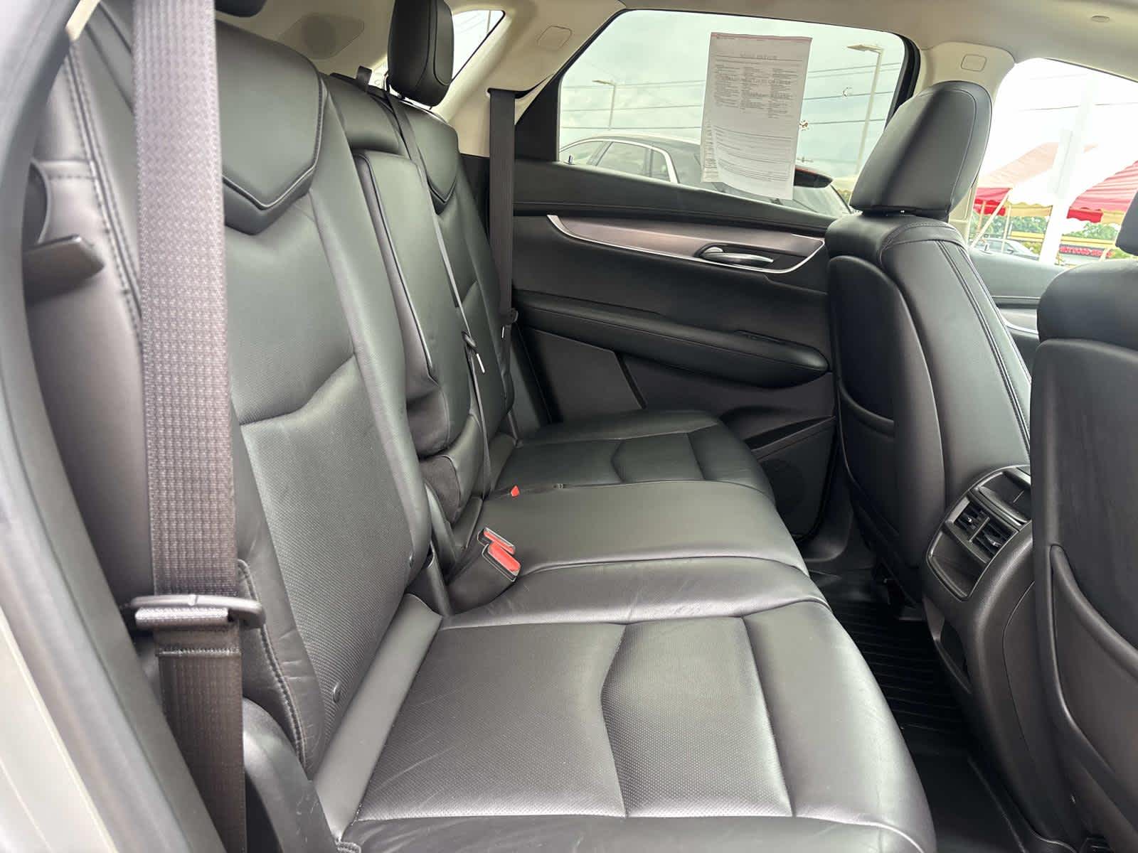 2017 Cadillac XT5 Luxury FWD