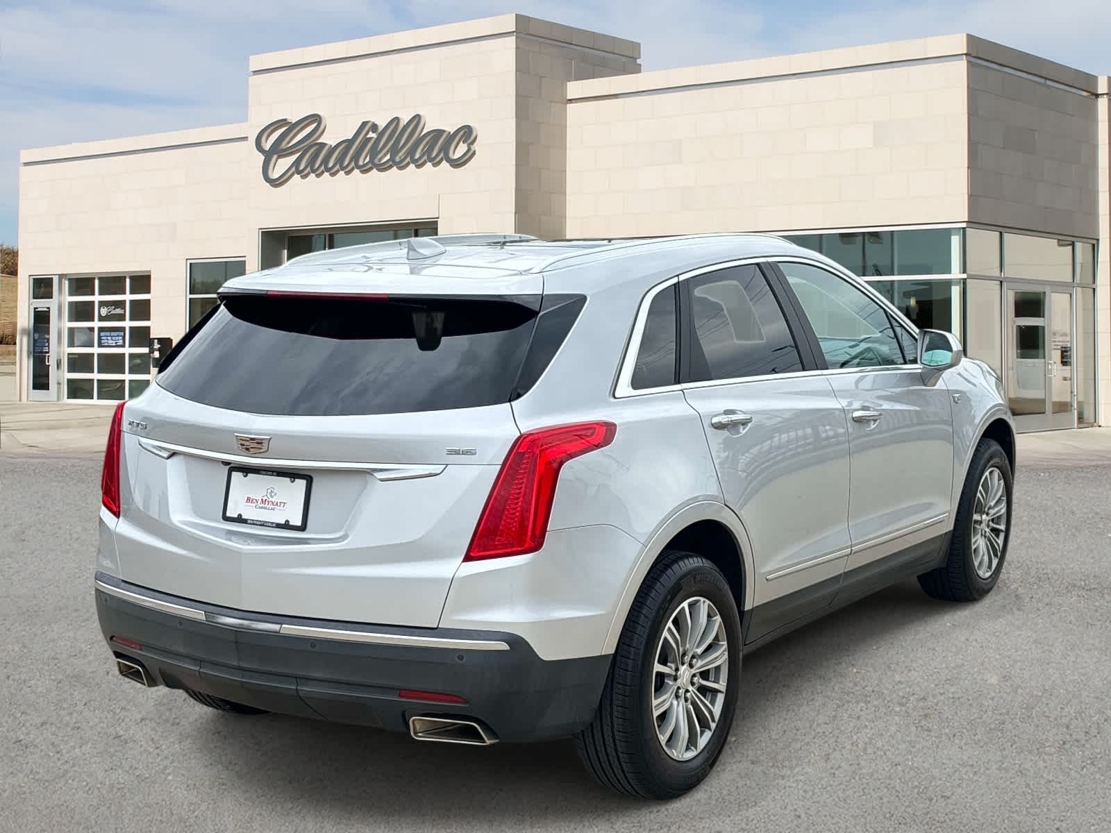 2017 Cadillac XT5 Luxury FWD