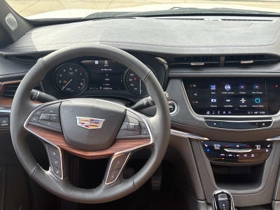2022 Cadillac XT5 Premium Luxury