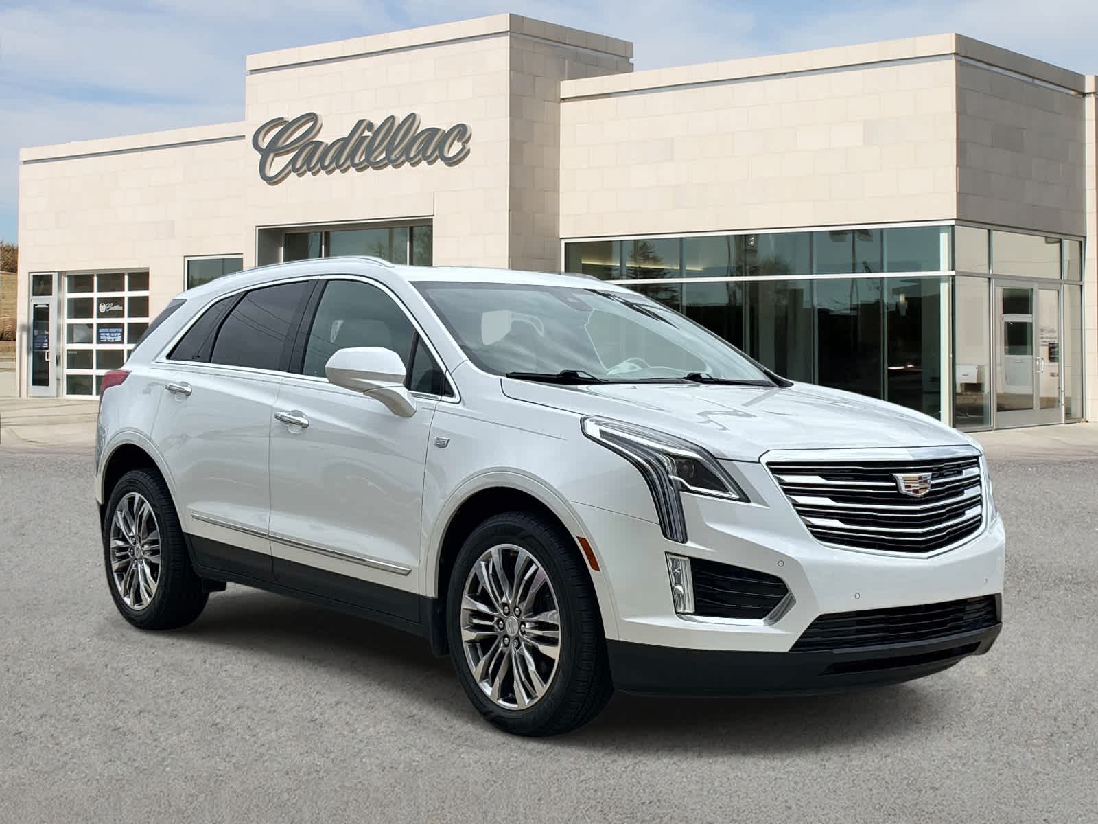 2017 Cadillac XT5 Premium Luxury FWD
