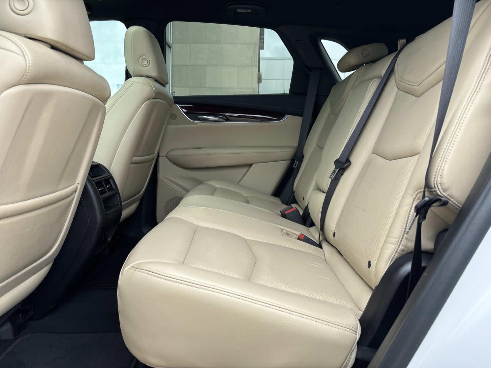 2017 Cadillac XT5 Premium Luxury FWD