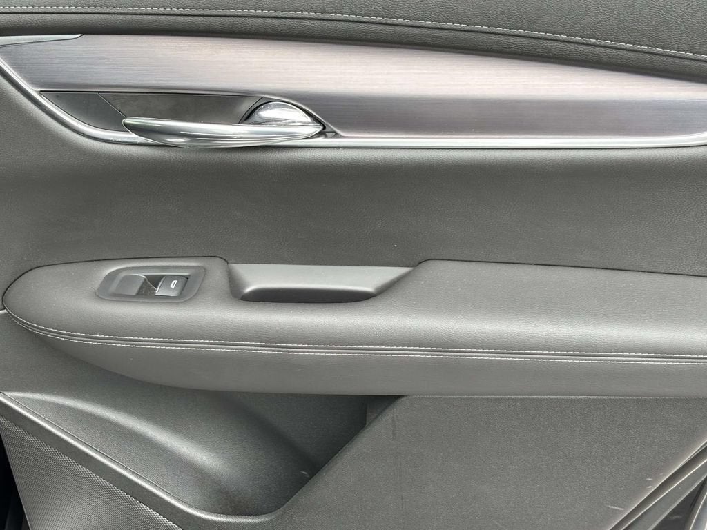2024 Cadillac XT6 Luxury