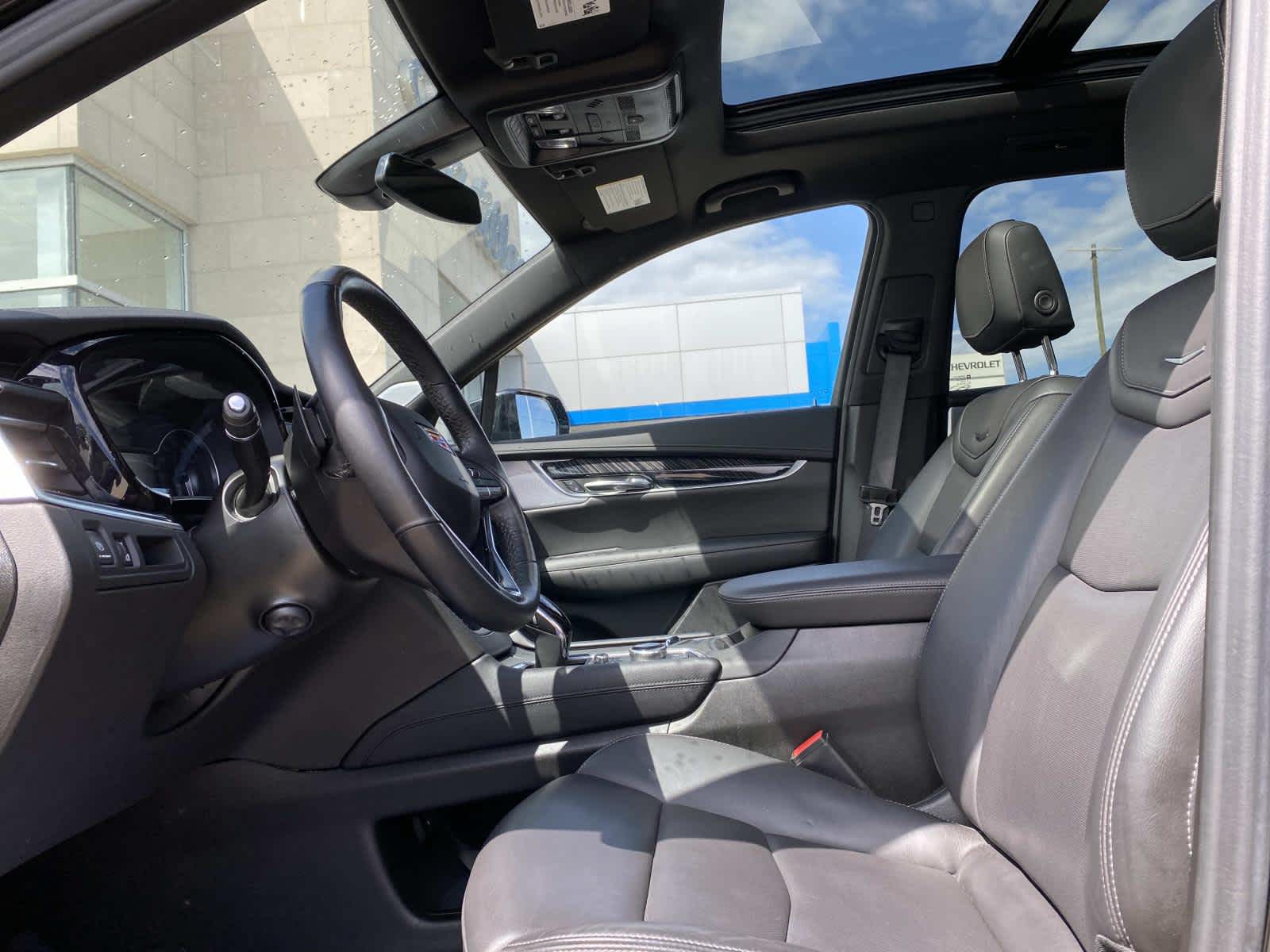 2025 Cadillac XT6 Premium Luxury