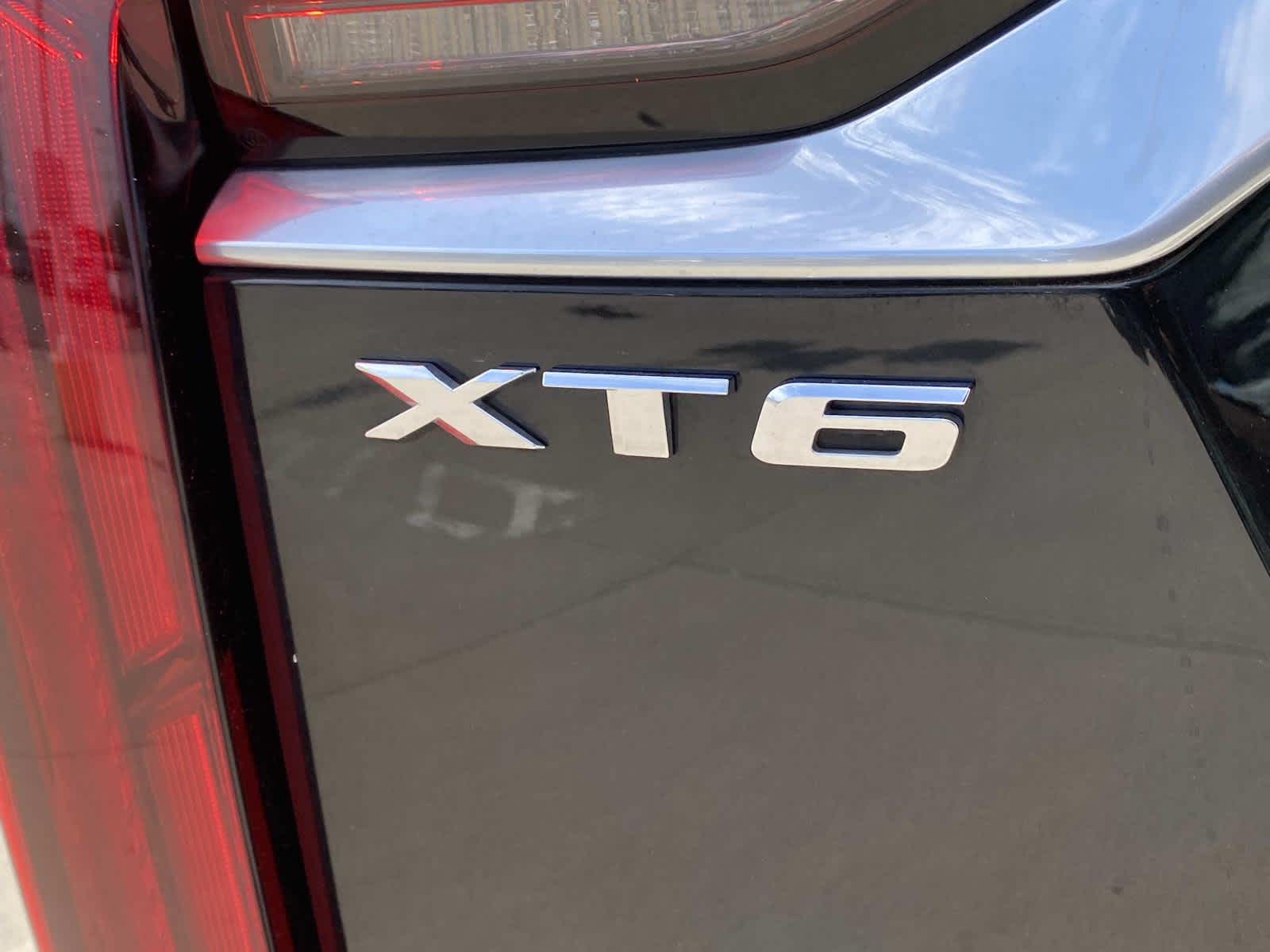 2025 Cadillac XT6 Premium Luxury