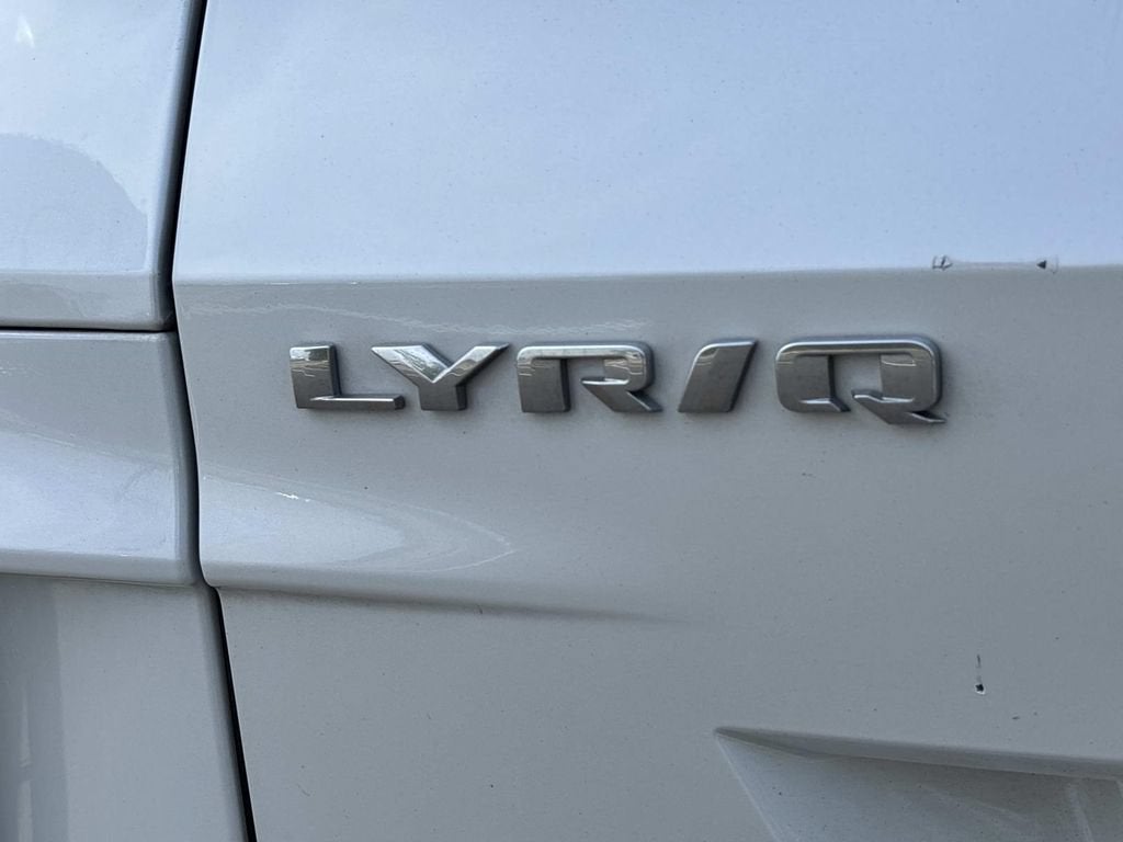 2024 Cadillac LYRIQ Luxury 1