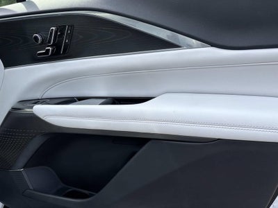 2024 Cadillac LYRIQ Luxury 1