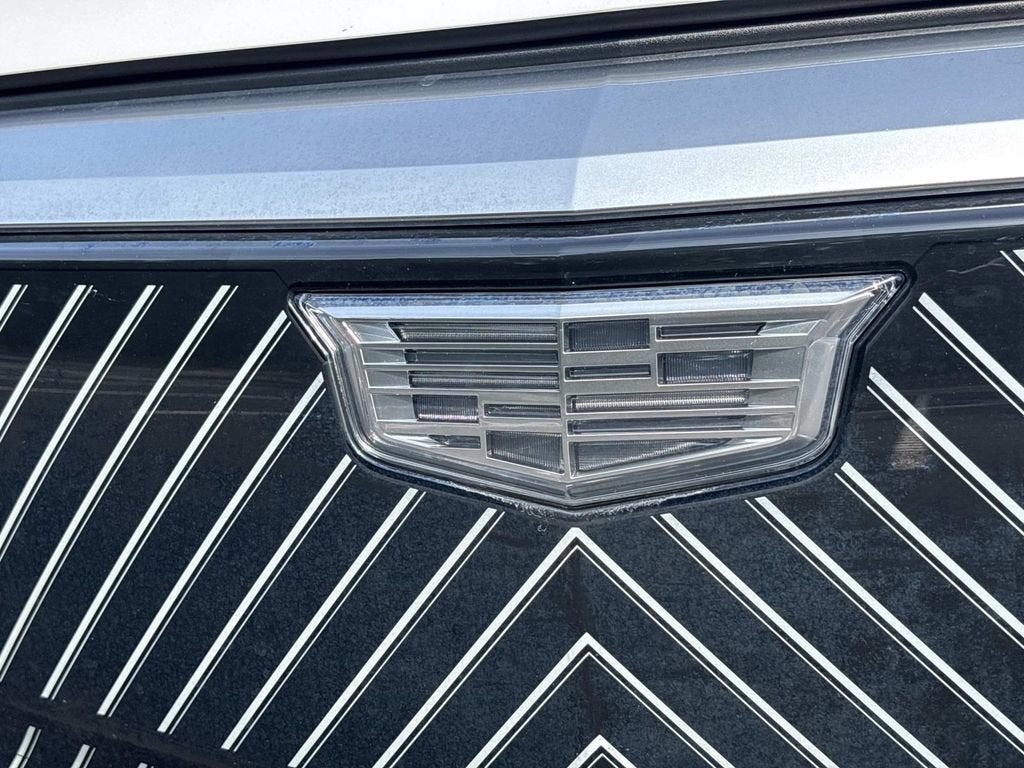 2024 Cadillac LYRIQ Luxury 1