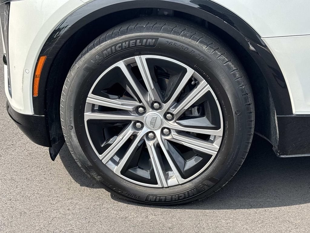 2024 Cadillac LYRIQ Luxury 1