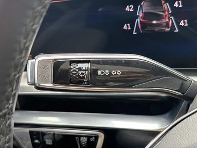 2024 Cadillac LYRIQ Luxury 1