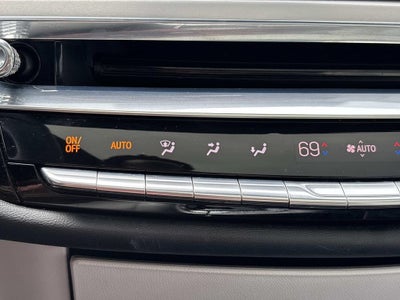 2024 Cadillac LYRIQ Luxury 1