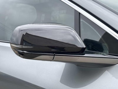 2024 Cadillac LYRIQ Luxury 1