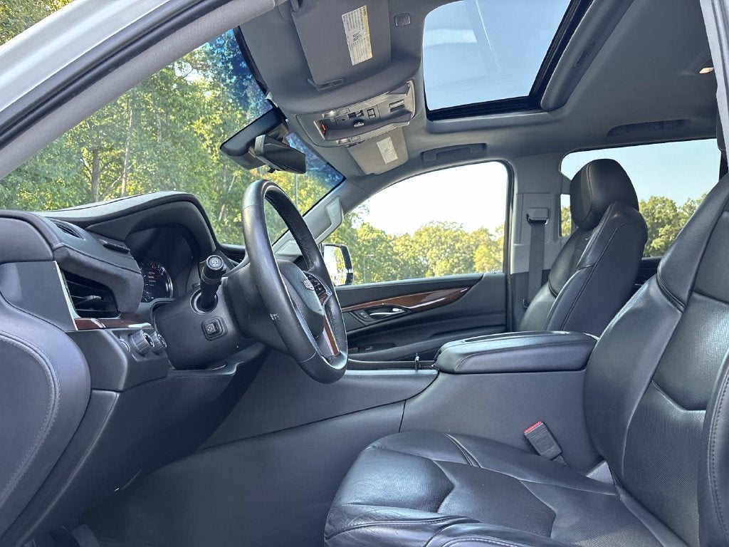 2020 Cadillac Escalade Luxury