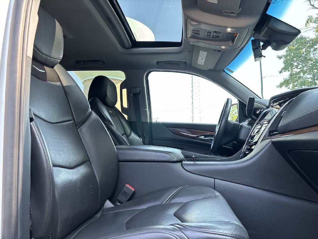 2020 Cadillac Escalade Luxury