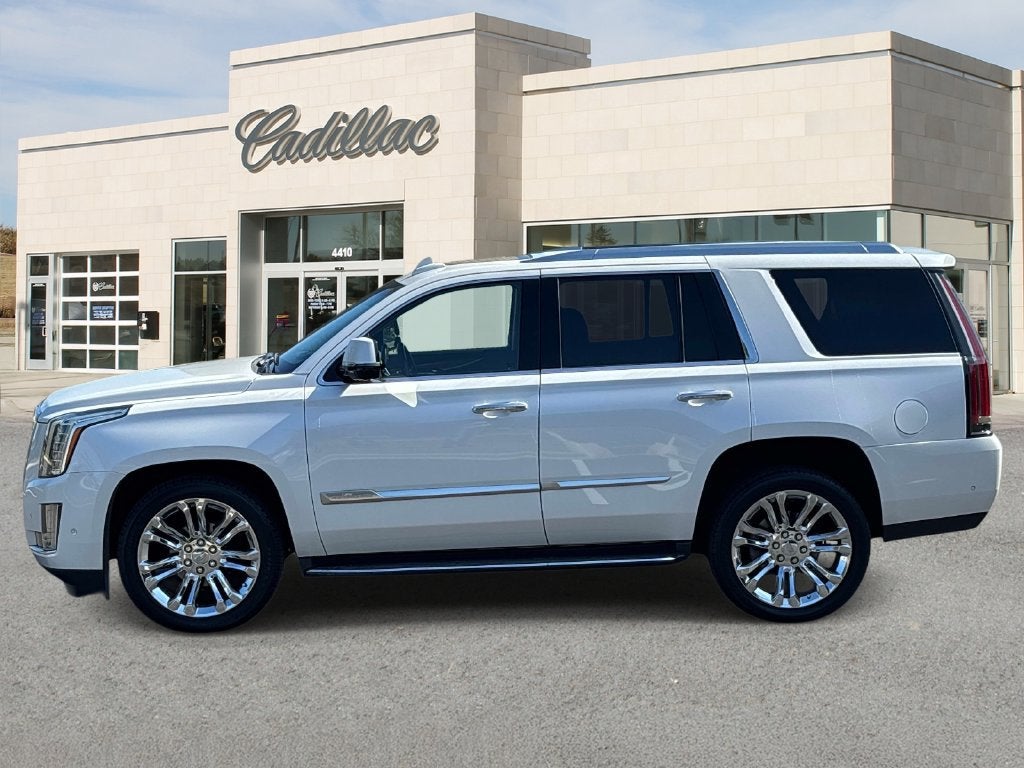 2020 Cadillac Escalade Luxury