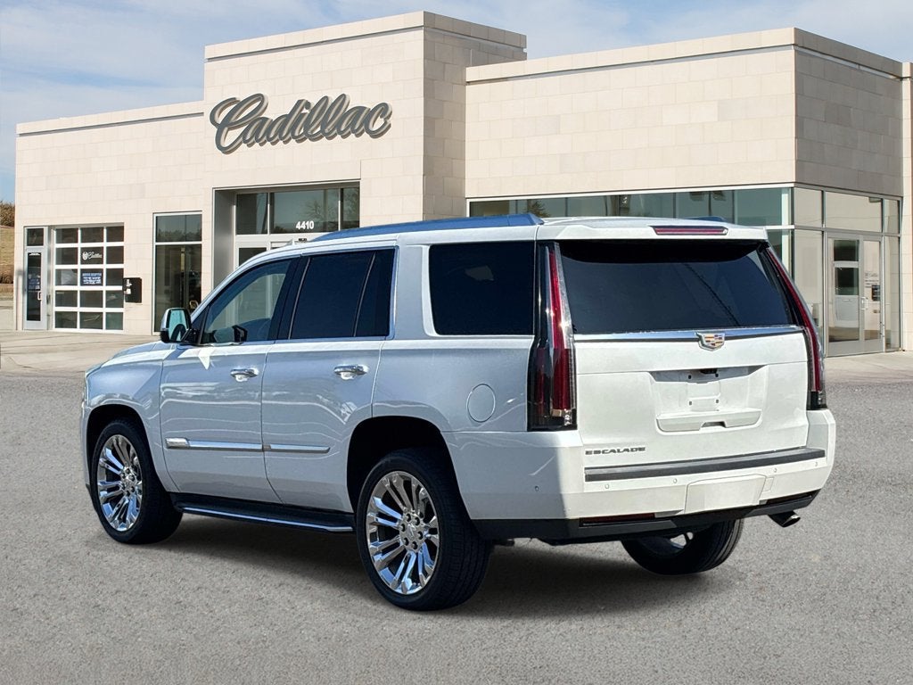 2020 Cadillac Escalade Luxury