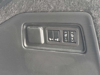 2023 Cadillac Escalade ESV 4WD Sport Platinum