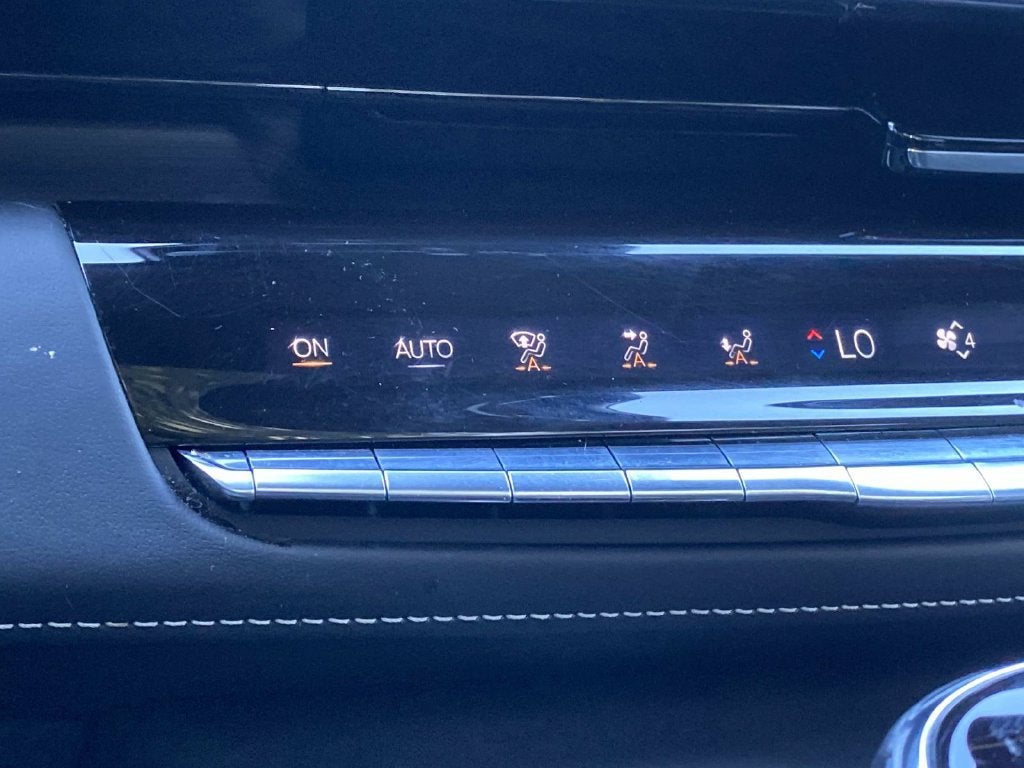 2024 Cadillac Escalade ESV Sport Platinum